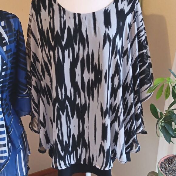 Avenue TWO Top Bundle Size 14-16.  Poncho. Layered. Career. - Picture 3 of 14